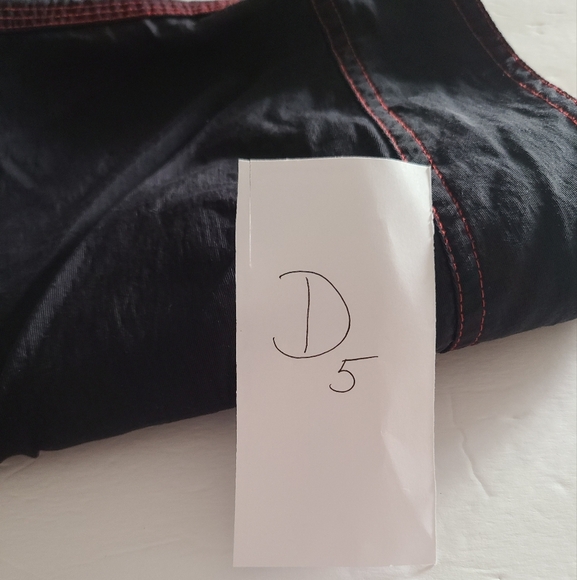 Quiksilver Men's Black Board Shorts Sz.38 unlined - Picture 8 of 8